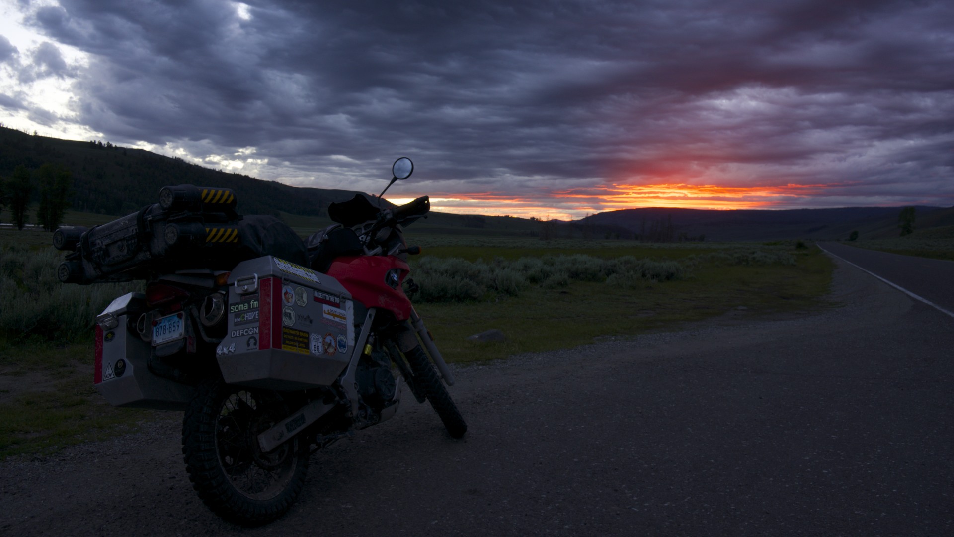 Lamar Valley Sunset - gallery